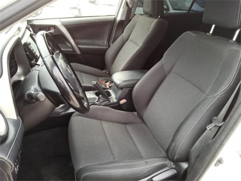 Toyota Rav4 5P Advance 200H e-CVT 4x4