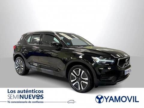 Volvo XC40 B3 G Momentum Pro Auto 120 kW (163 CV)
