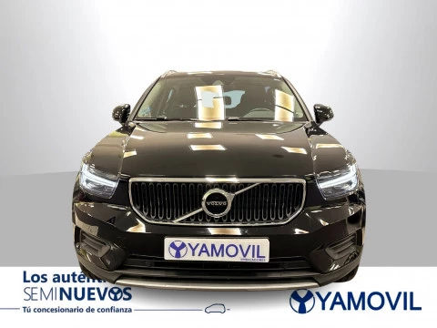 Volvo XC40 B3 G Momentum Pro Auto 120 kW (163 CV)