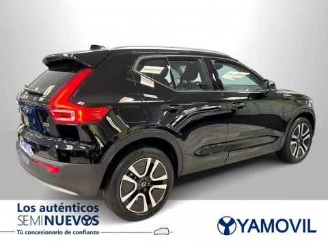 Volvo XC40 B3 G Momentum Pro Auto 120 kW (163 CV)