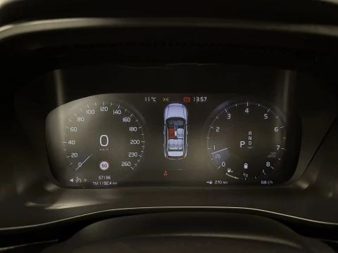 Volvo XC40 B3 G Momentum Pro Auto 120 kW (163 CV)