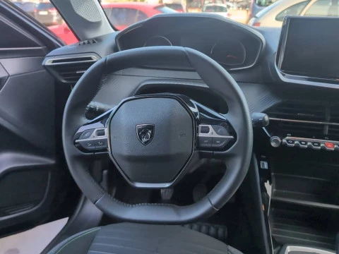 Peugeot 208 Active Puretech 100