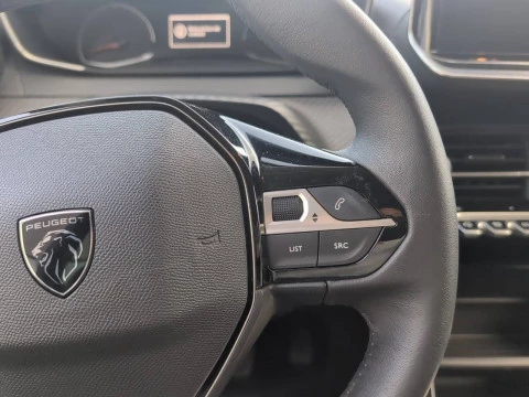 Peugeot 208 Active Puretech 100