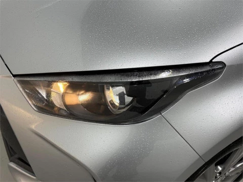 Toyota Yaris ACTIVE PLUS