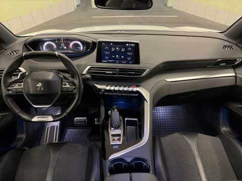 Peugeot 5008 BlueHDI GT Line SANDS 96 kW (130 CV)