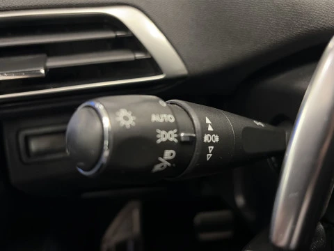 Peugeot 5008 BlueHDI GT Line SANDS 96 kW (130 CV)