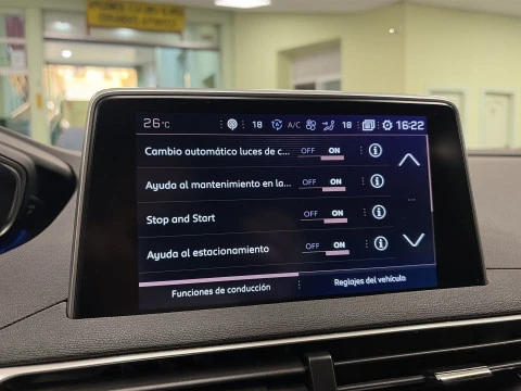 Peugeot 5008 BlueHDI GT Line SANDS 96 kW (130 CV)