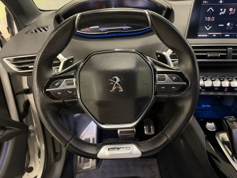 Peugeot 5008 BlueHDI GT Line SANDS 96 kW (130 CV)
