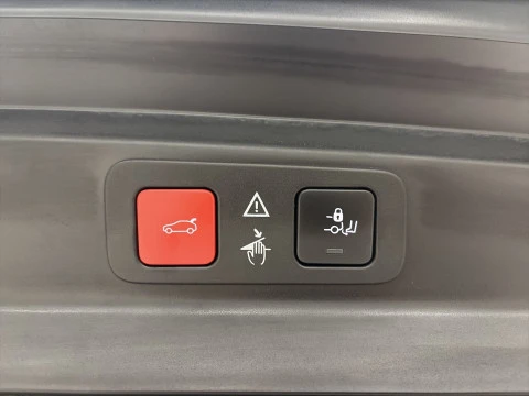 Peugeot 5008 BlueHDI GT Line SANDS 96 kW (130 CV)