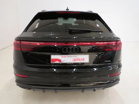 Audi Q8 Black line 55 TFSIe quattro 290 kW (394 CV) tiptronic