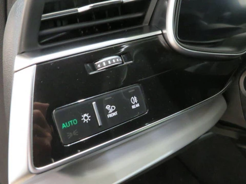 Audi Q8 Black line 55 TFSIe quattro 290 kW (394 CV) tiptronic