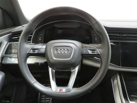 Audi Q8 Black line 55 TFSIe quattro 290 kW (394 CV) tiptronic
