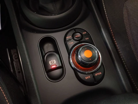 MINI Clubman Cooper D