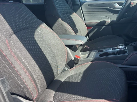 Ford Kuga ST-Line 2.5 Duratec FHEV 134kW 4x4 Auto