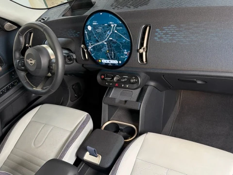 MINI Countryman D 120 kW (163 CV)