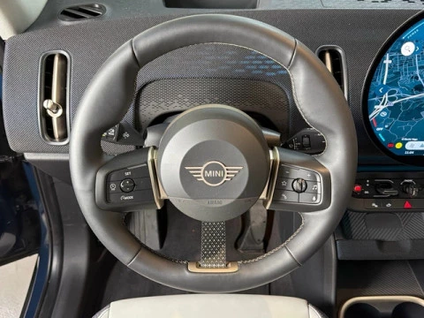 MINI Countryman D 120 kW (163 CV)