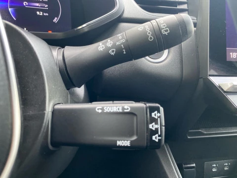 Renault Captur techno Eco-G 100cv (74 kW)