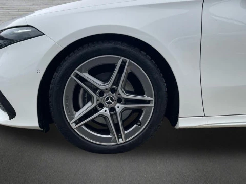 Mercedes-Benz Clase A 200 d Compacto