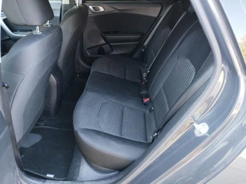 Kia Ceed Tourer Tourer 1.6 MHEV iMT 100kW Drive