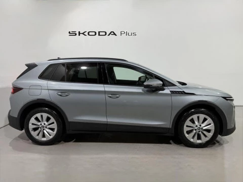 Skoda Elroq 60 63 kWh 150 kW (204 CV)
