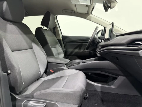 Skoda Elroq 60 63 kWh 150 kW (204 CV)