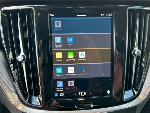 Volvo V60 2.0 B4 P PLUS DARK AUTO 197 5P