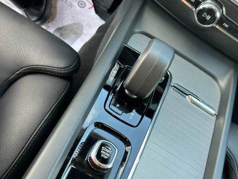 Volvo V60 2.0 B4 P PLUS DARK AUTO 197 5P