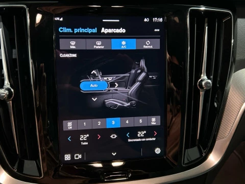 Volvo V60 2.0 B4 P PLUS DARK AUTO 197 5P