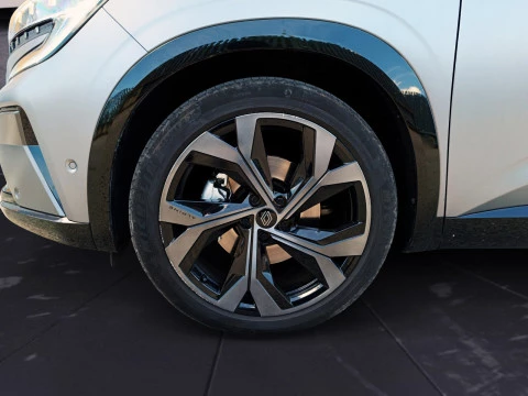 Renault Austral 1.2 E-TECH HíBRIDO TECHNO ESPRIT ALPINE 146KW 5P