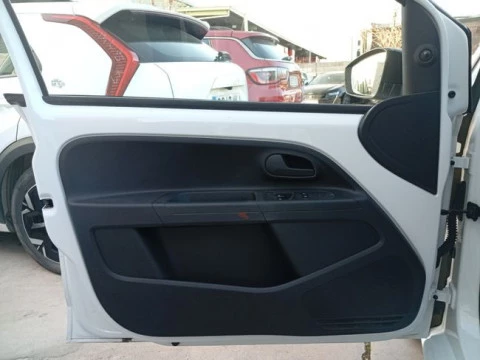 Volkswagen e-up! 61kW (83CV)