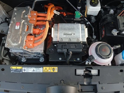 Volkswagen e-up! 61kW (83CV)