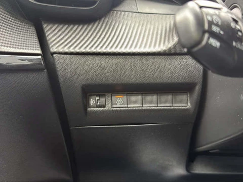 Peugeot 208 PureTech 100 Allure 75 kW (100 CV)