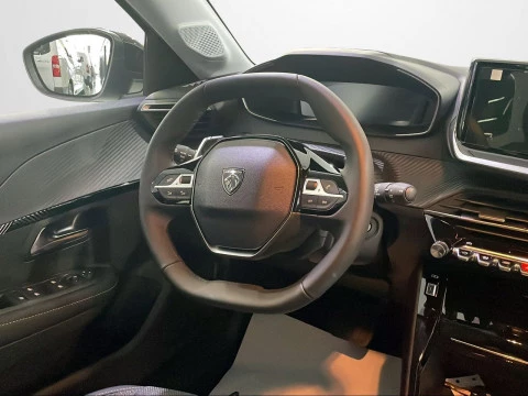 Peugeot 208 Allure HYBRID 110 eDCS6