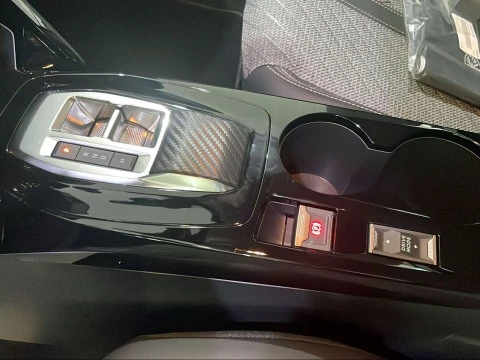 Peugeot 208 Allure HYBRID 110 eDCS6