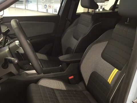 Renault 4 E-Tech Renault  Iconiq autonomia confort 110kW