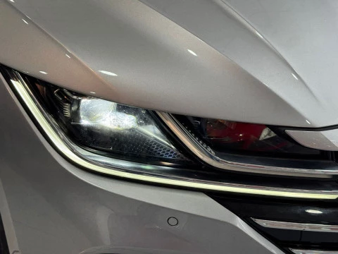 Volkswagen Arteon Elegance 2.0 TDI 110 kW (150 CV) DSG 7 vel.