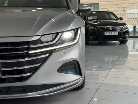 Volkswagen Arteon Elegance 2.0 TDI 110 kW (150 CV) DSG 7 vel.