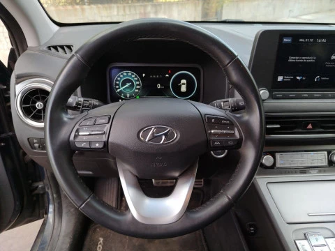 Hyundai Kona 100kW EV Maxx