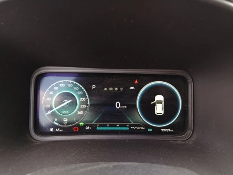 Hyundai Kona 100kW EV Maxx