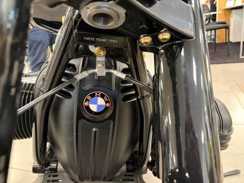 BMW R18 
