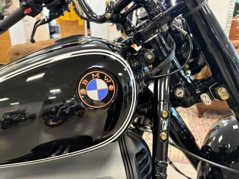 BMW R18 