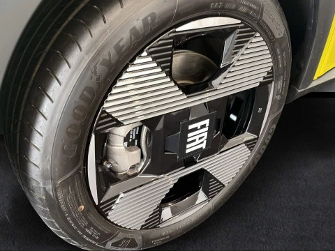 Fiat Grande Panda La prima 44kwh 87kw (118cv)