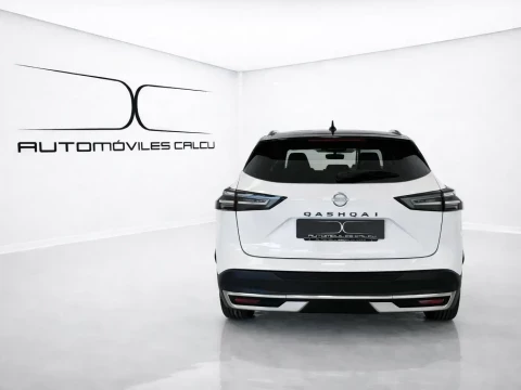 Vista trasera del  Nissan Qashqai DIG-T 103kW N-Connecta (140 CV).