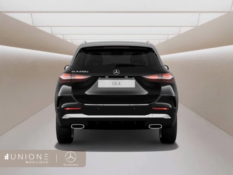 Mercedes-Benz GLA  250 e con tecnología híbrida EQ