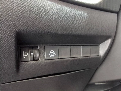 Peugeot 208 BlueHDi 73kW (100CV) Allure Pack