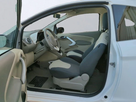 Ford KA 1.2 Titanium+