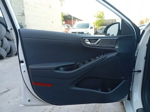 Hyundai IONIQ 1.6 GDI HEV Tecno DCT
