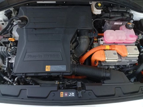 Hyundai IONIQ 1.6 GDI HEV Tecno DCT