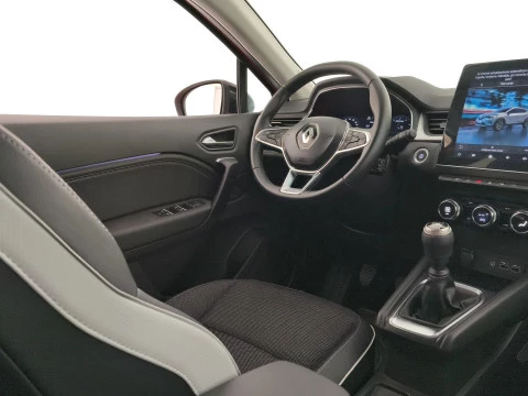 Renault Captur   TCe Techno 67kW