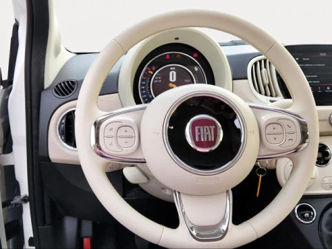 Fiat 500C 1.0 Hybrid Dolcevita 51 kW (70 CV)